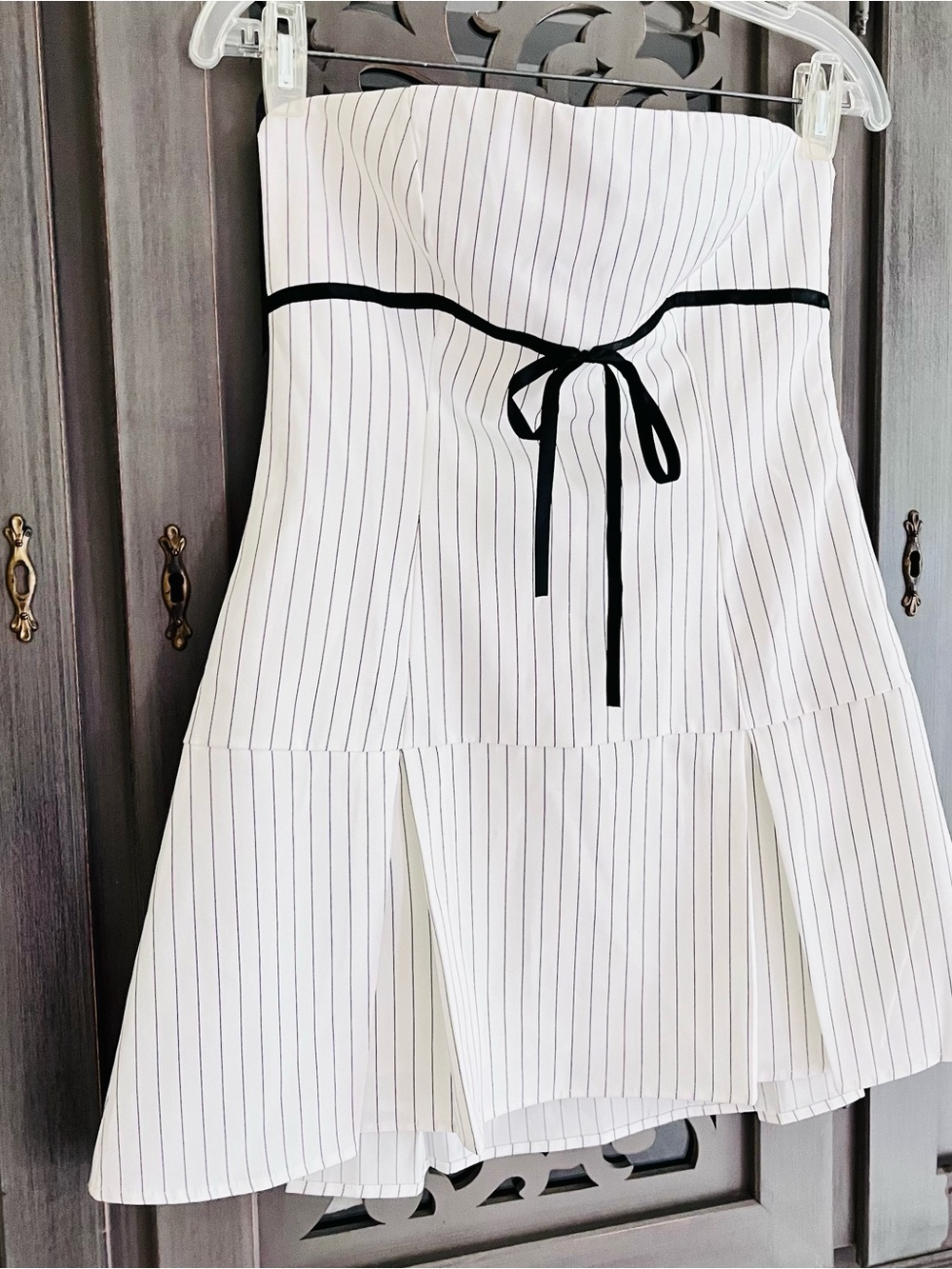 NWT More to Come white pinstriped strapless dress with bow M - Picture 6 of 15
